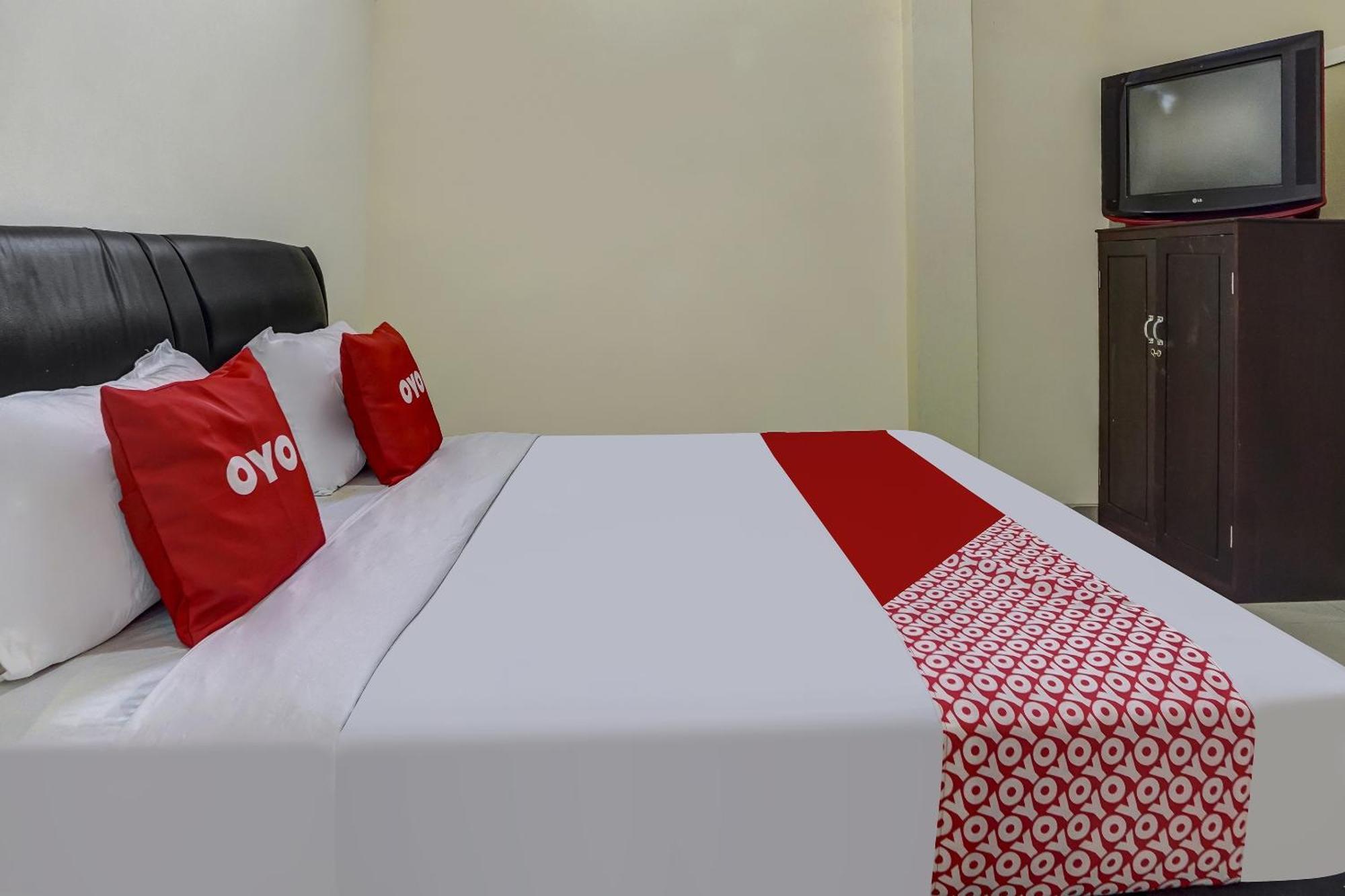 Oyo 91084 Oke Guest House Malang Ngoại thất bức ảnh